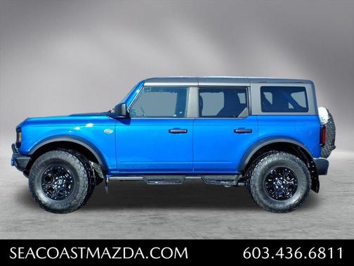 Velocity Blue Metallic 2024 Ford Bronco Wildtrak