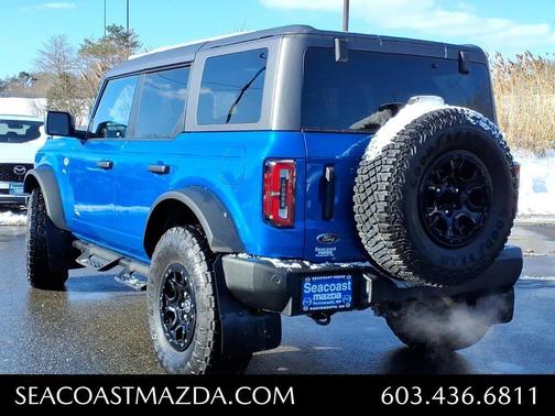 Velocity Blue Metallic 2024 Ford Bronco Wildtrak