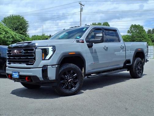 2025 GMC Sierra 2500 AT4