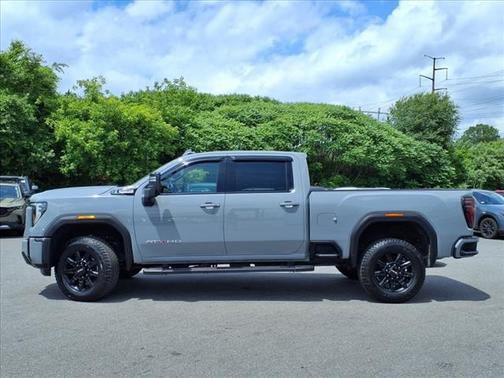 2025 GMC Sierra 2500 AT4