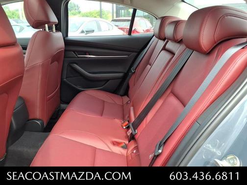 Polymetal Gray Metallic 2026 Mazda Mazda3 2.5 S Carbon Edition