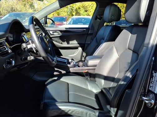 2023 Porsche Macan S