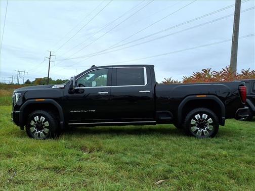 2025 GMC Sierra 2500 Denali