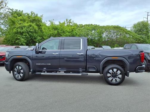 2024 GMC Sierra 2500 Denali