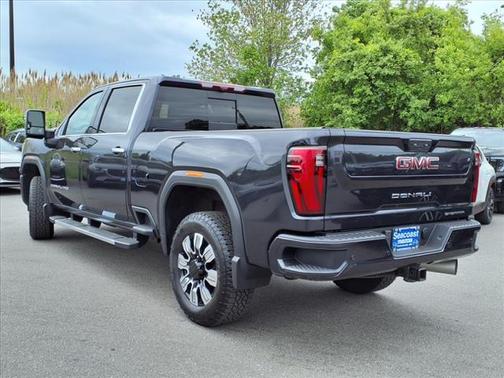 2024 GMC Sierra 2500 Denali