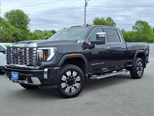 2024 GMC Sierra 2500 Denali