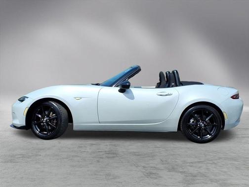 Ceramic Metallic 2019 Mazda MX-5 Miata Club