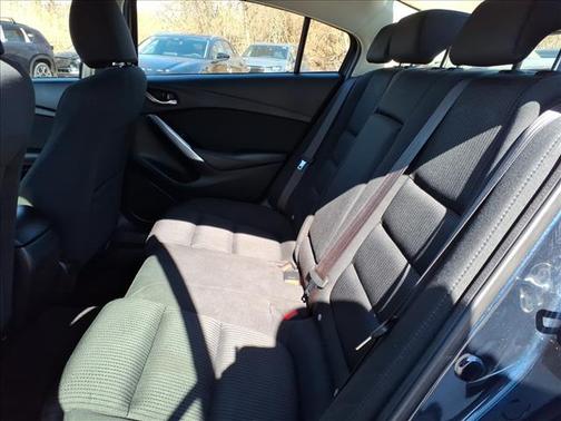 Deep Crystal Blue Mica 2017 Mazda Mazda6 Sport