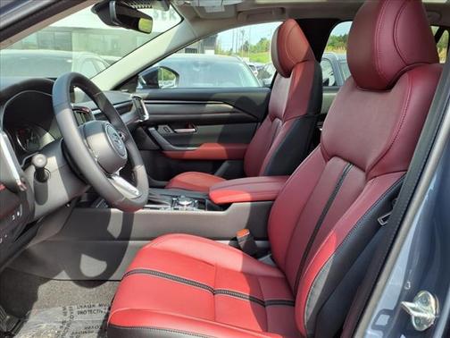 2025 Mazda CX-50 PLUS