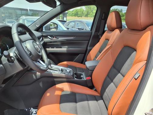 2025 Mazda CX-5 Carbon Edition