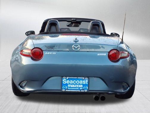 Blue Reflex Mica 2017 Mazda MX-5 Miata Grand Touring