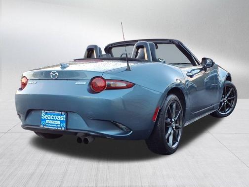 Blue Reflex Mica 2017 Mazda MX-5 Miata Grand Touring
