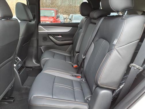 Rhodium White Premium 2026 Mazda CX-90 3.3 Turbo Preferred