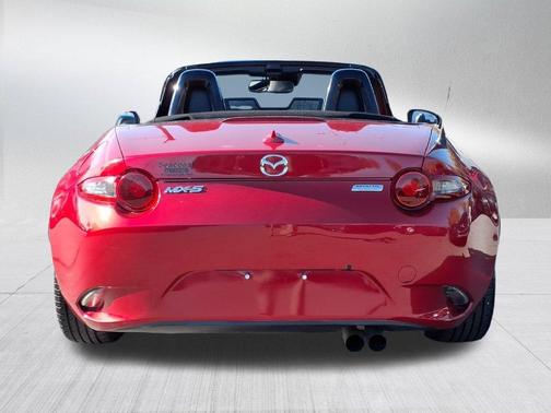 Soul Red Metallic 2017 Mazda MX-5 Miata Grand Touring