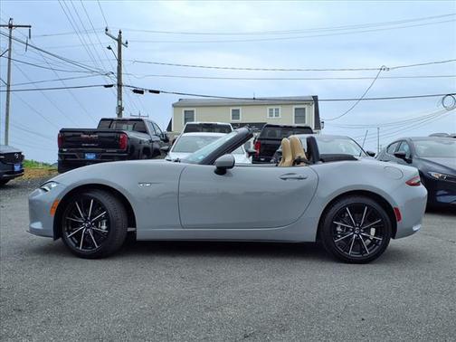 2025 Mazda MX-5 Miata Grand Touring