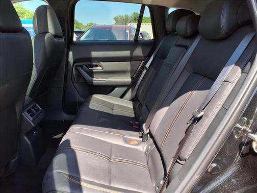 2025 Mazda CX-50 PLUS