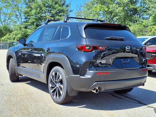 2025 Mazda CX-50 PLUS