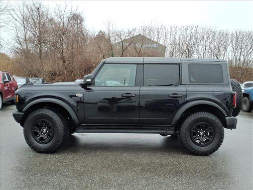 Shadow Black 2024 Ford Bronco Wildtrak