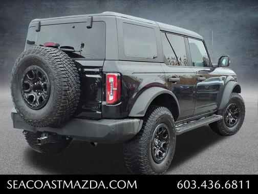 Shadow Black 2024 Ford Bronco Wildtrak