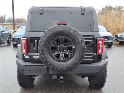 Shadow Black 2024 Ford Bronco Wildtrak