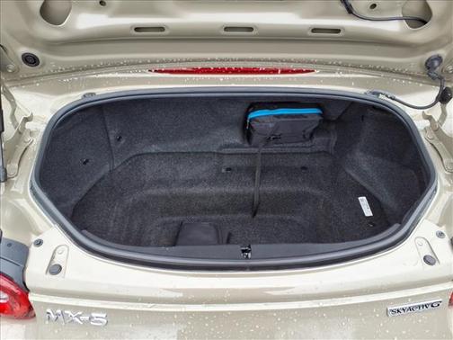 Zircon Sand Metallic 2024 Mazda MX-5 Miata Club