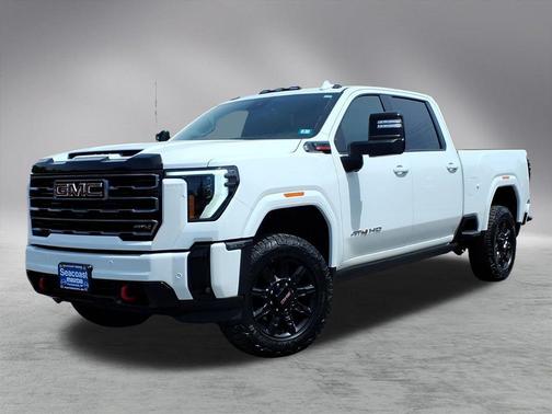 Summit White 2025 GMC Sierra 2500 AT4