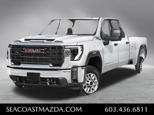 Summit White 2025 GMC Sierra 2500 AT4