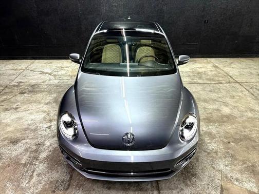 2019 Volkswagen Beetle 2.0T SE