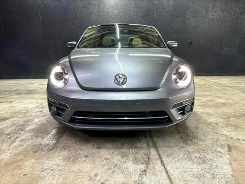 2019 Volkswagen Beetle 2.0T SE