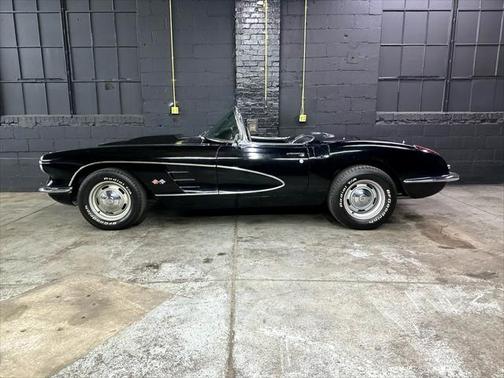 1960 Chevrolet Corvette Base