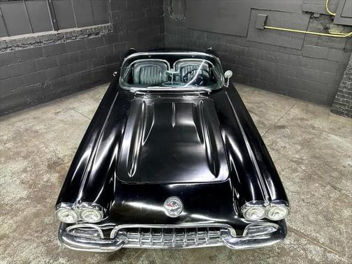 1960 Chevrolet Corvette Base