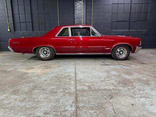 1964 Pontiac GTO 2D Coupe