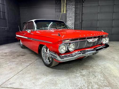 1961 Chevrolet Impala Base