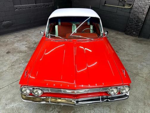 1961 Chevrolet Impala Base