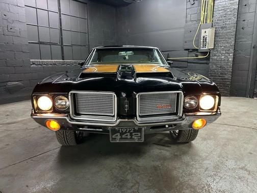 1972 Oldsmobile Cutlass 