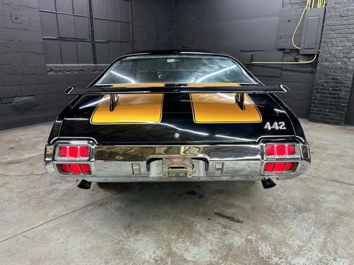 1972 Oldsmobile Cutlass 