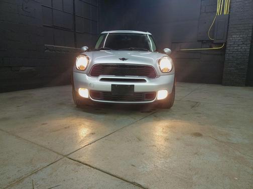 2011 MINI Cooper S Countryman Base