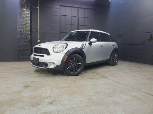 2011 MINI Cooper S Countryman Base