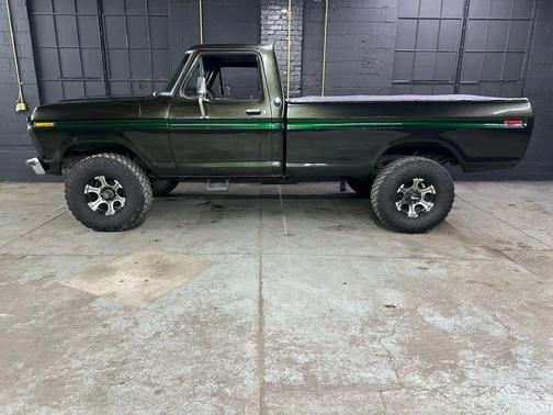 1974 Ford F-250 4X4