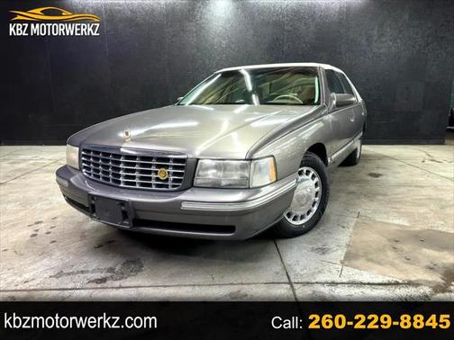 1999 Cadillac DeVille Base