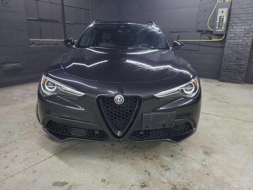 2019 Alfa Romeo Stelvio Ti Sport