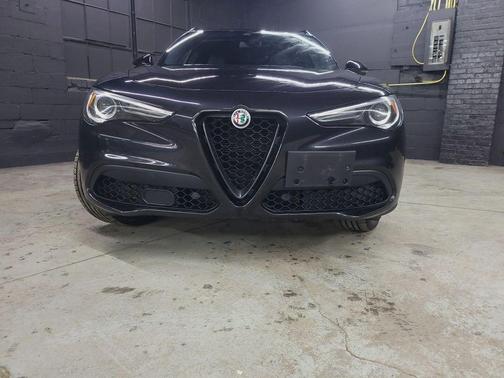 2019 Alfa Romeo Stelvio Ti Sport