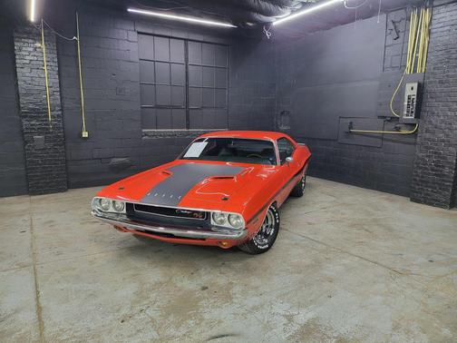Orange 1970 Dodge Challenger R/T