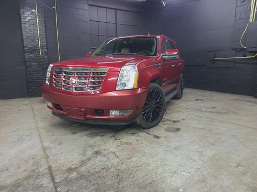 2014 Cadillac Escalade Luxury