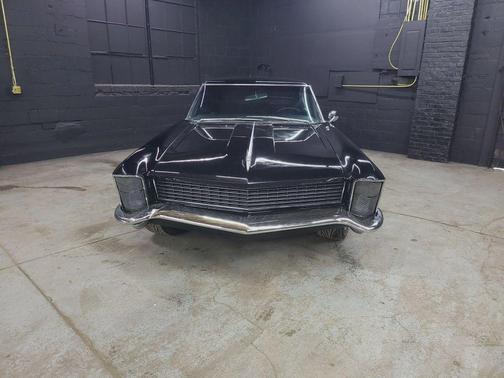1965 Buick Riviera grand sport