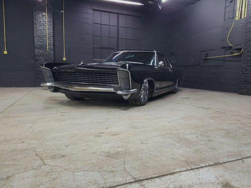 1965 Buick Riviera grand sport