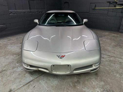 1998 Chevrolet Corvette Base
