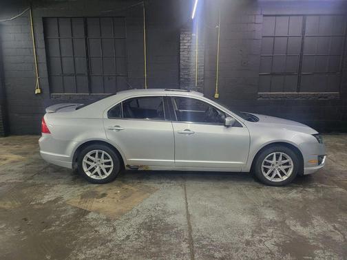 2011 Ford Fusion SEL