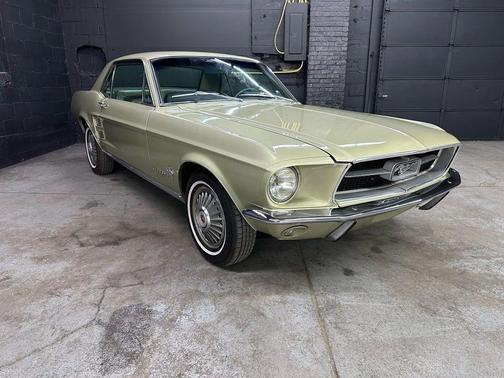 1967 Ford Mustang Base