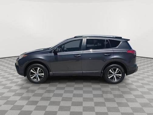 Magnetic Gray Metallic 2018 Toyota RAV4 XLE